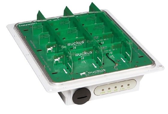 Zewnętrzny punkt dostępowy Wi-Fi 802.3af PoE Ruckus 901-T301-WW61