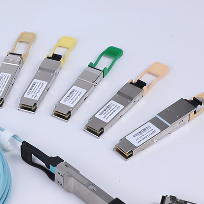 Moduł nadajnika optycznego CDR 200G QSFP56 SR4 100m na Om4 / 70m na Om3 Włókno wysokiej wydajności Interkonekt komputerowy dla centrów danych